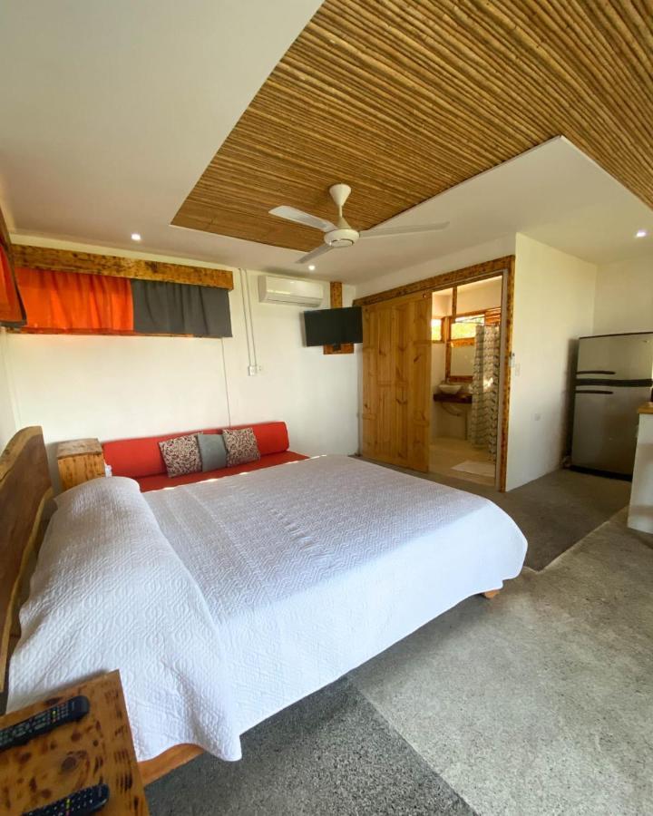 Sueno Pacifico Apartment Пунтаренас Екстериор снимка