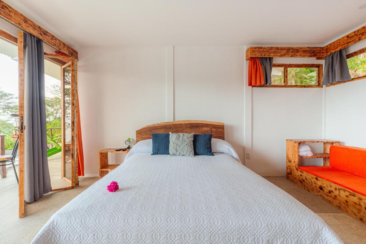 Sueno Pacifico Apartment Пунтаренас Екстериор снимка
